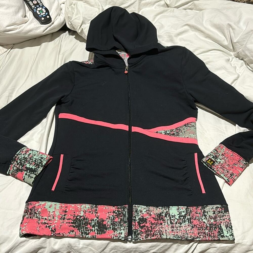 under armour M black jacket long sleeve peach green graphic inserts euc like new